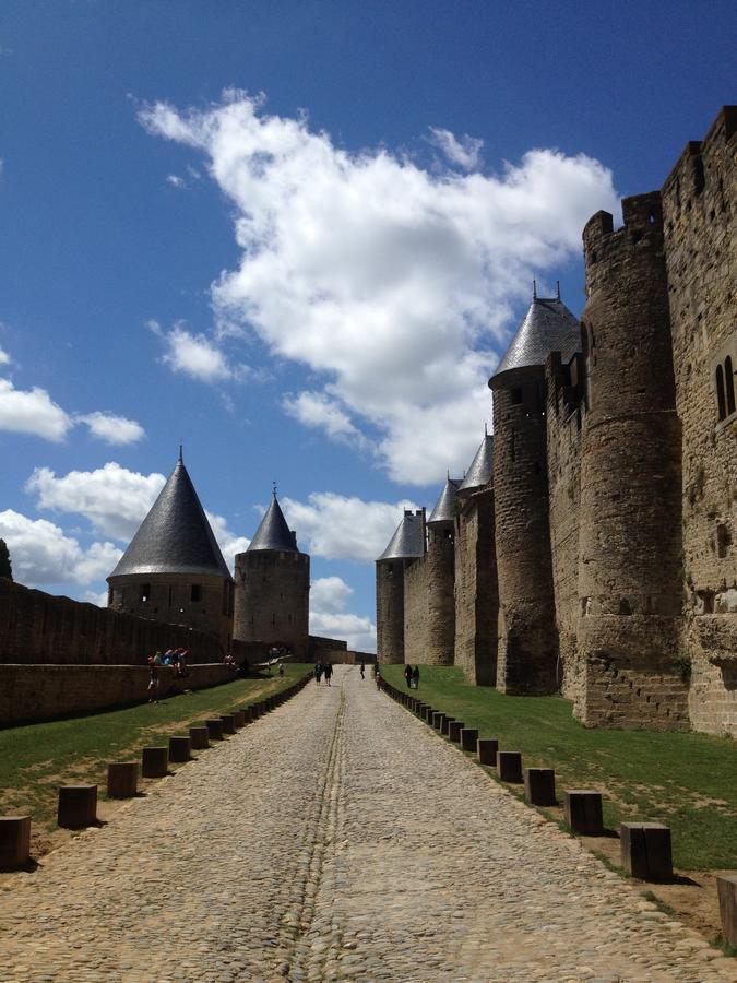 Audotel Carcassonne Buitenkant foto