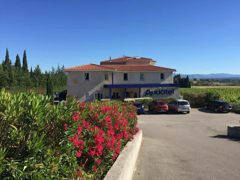 Audotel Carcassonne Buitenkant foto